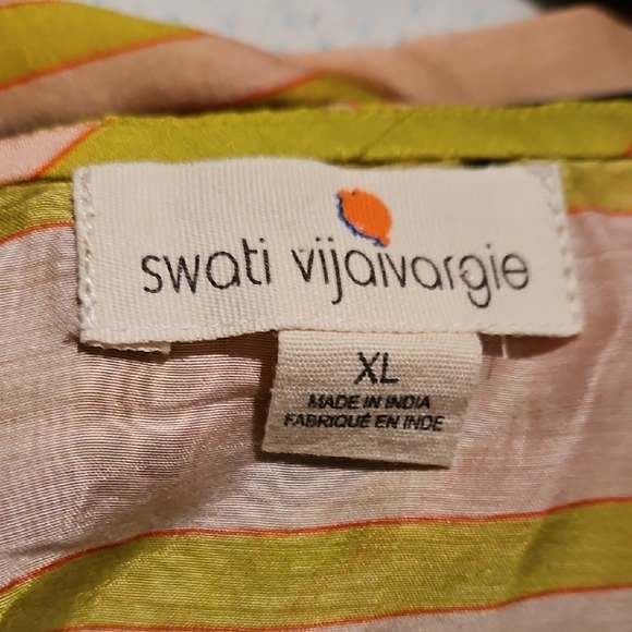 Long Sleeve Relaxed Blouse with Ruched Details, Pink/Green, Excelkent Condition! - Picture 2 of 6